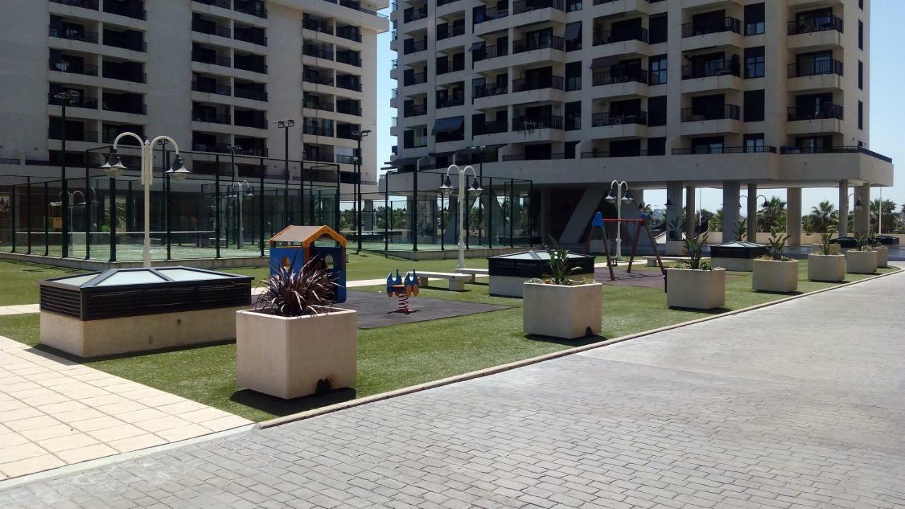 Apartacona-Playa Apartment Valencia Bagian luar foto