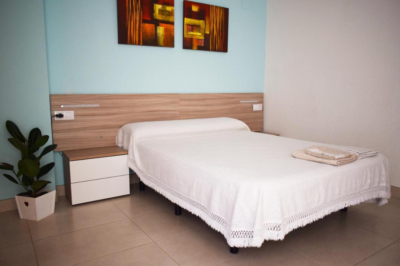 Apartacona-Playa Apartment Valencia Bagian luar foto