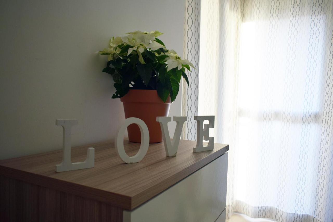 Apartacona-Playa Apartment Valencia Bagian luar foto